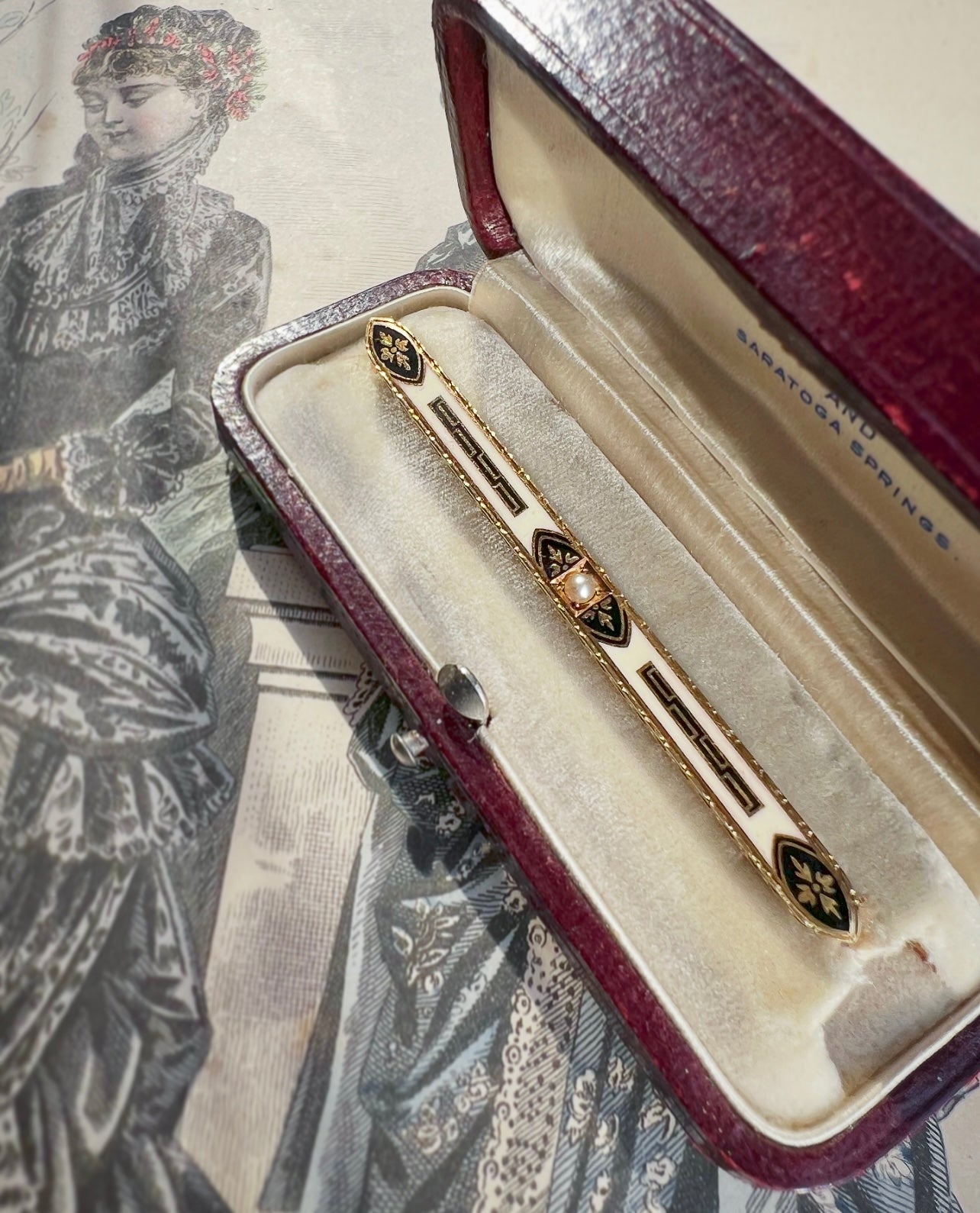 ANTIQUE • Victorian 14k Yellow Gold Taille d’Epargne Enamel & Pearl Bar Brooch
