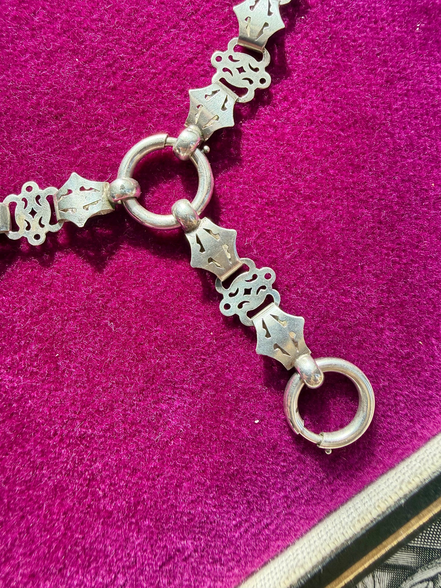 ANTIQUE • Victorian Pierced Silver Book Chain Collar Necklace