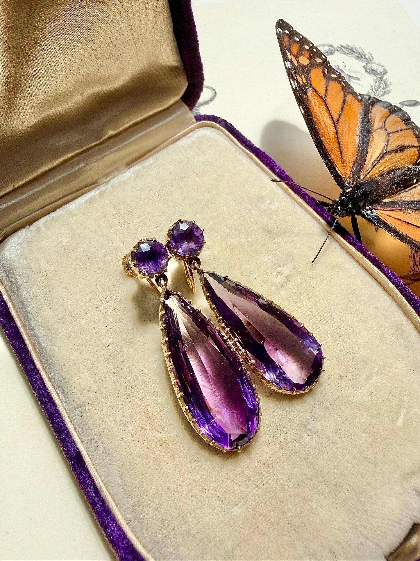 ANTIQUE • Georgian 9-14k Yellow Gold Amethyst Teardrop Earrings