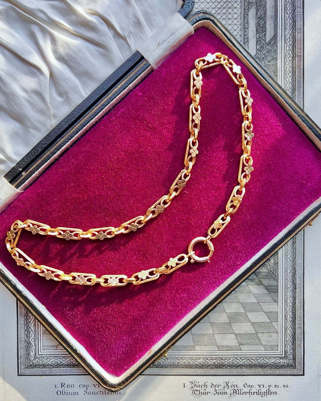 ANTIQUE • Victorian 14k Yellow Gold Ornate Book Chain Collar Necklace