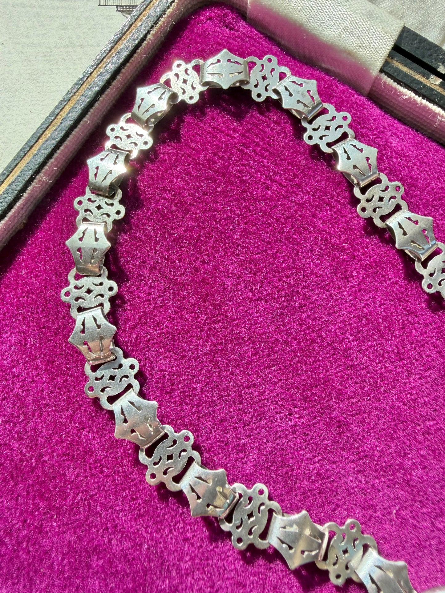 ANTIQUE • Victorian Pierced Silver Book Chain Collar Necklace