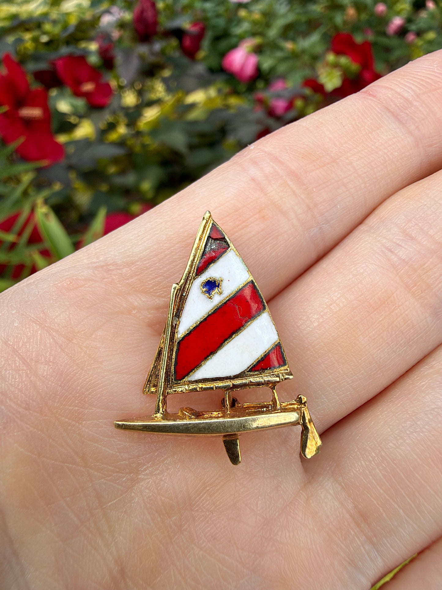 VINTAGE • Mid-Century 14k Yellow Gold w/ Enamel Sunfish Sailboat Brooch