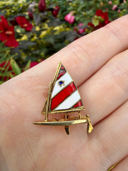 VINTAGE • Mid-Century 14k Yellow Gold w/ Enamel Sunfish Sailboat Brooch