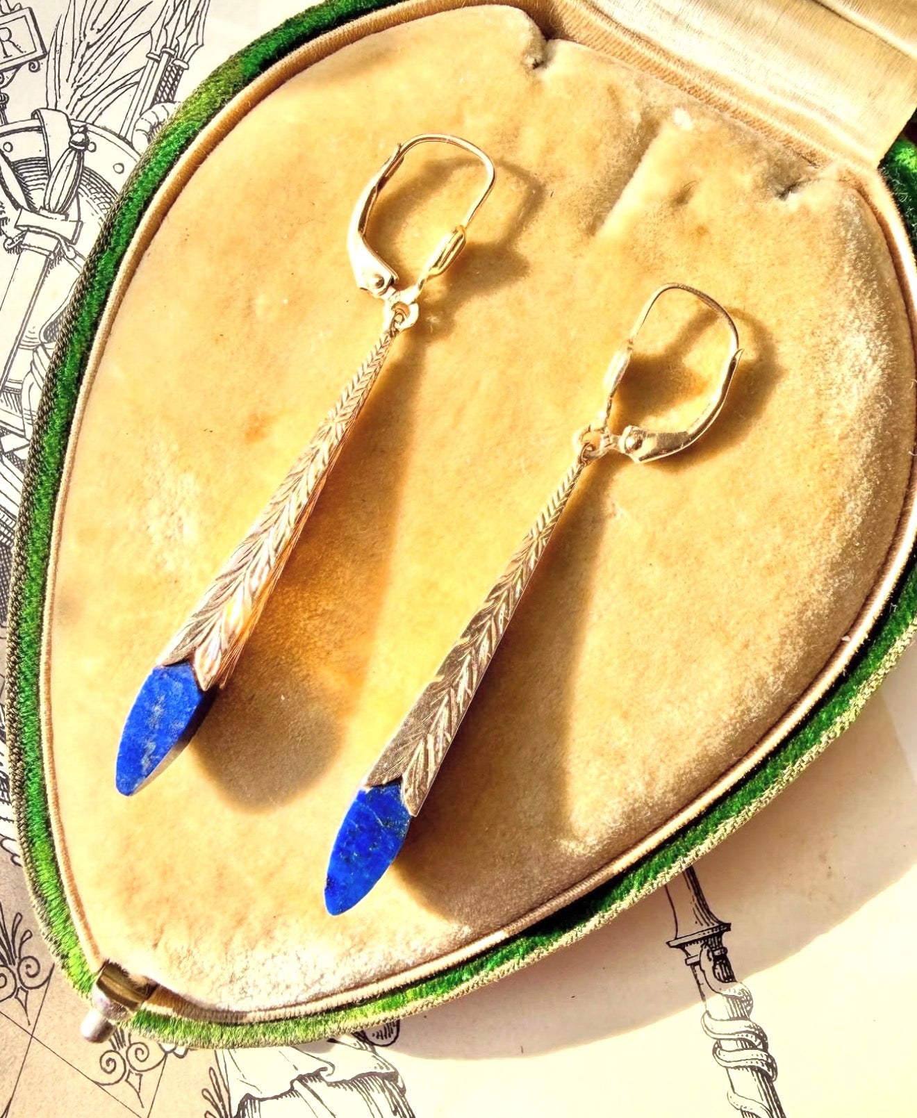ANTIQUE • Art Deco 14k Yellow Gold Engraved Lapis Lazuli Drop Earrings