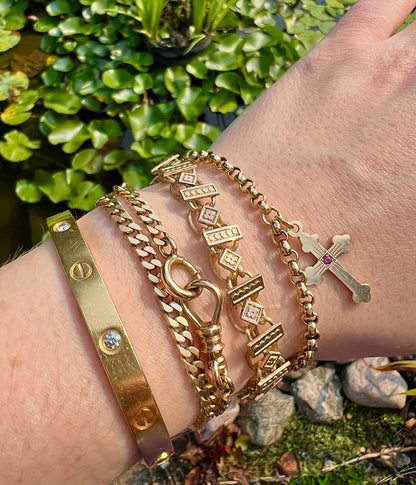 ANTIQUE • Victorian 14k Rolled-Gold Flower Motif Book Chain Bracelet