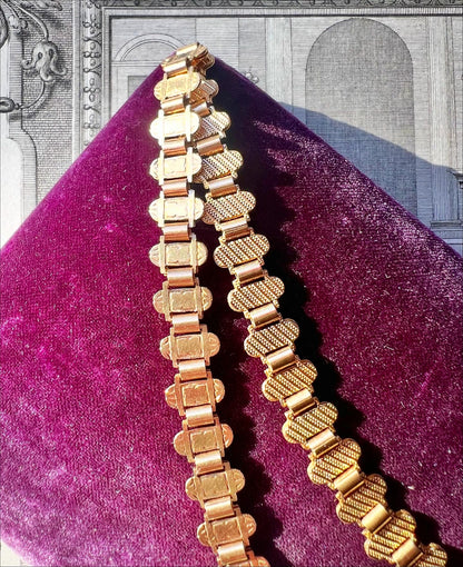 ANTIQUE • Victorian 9ct Yellow Gold Reversible Engraved Book Chain Collar Necklace