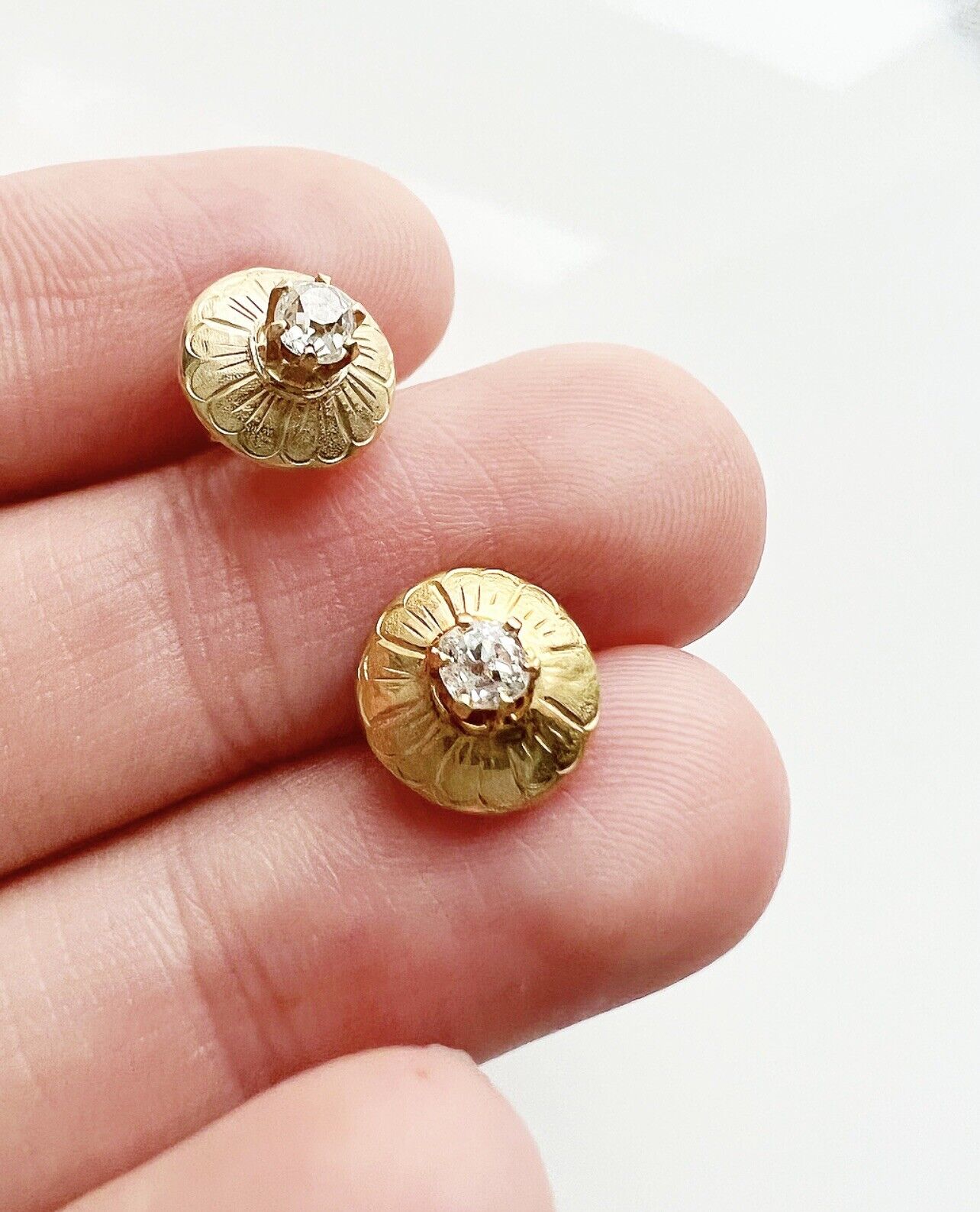 ANTIQUE • Art Nouveau 10k Yellow Gold Old Mine Cut Diamond Flower Stud Earrings