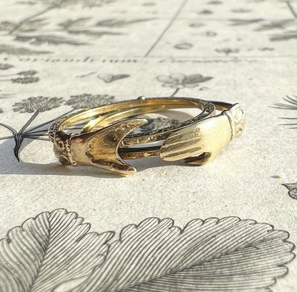 ANTIQUE • Late Georgian/Early Victorian 10k Yellow Gold Engraved Fede Gimmel Friendship Ring