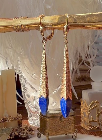 ANTIQUE • Art Deco 14k Yellow Gold Engraved Lapis Lazuli Drop Earrings